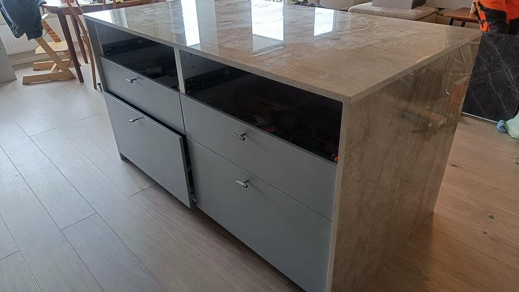 Køkkenbordplade i Dekton Arga, Malmö – billede 2