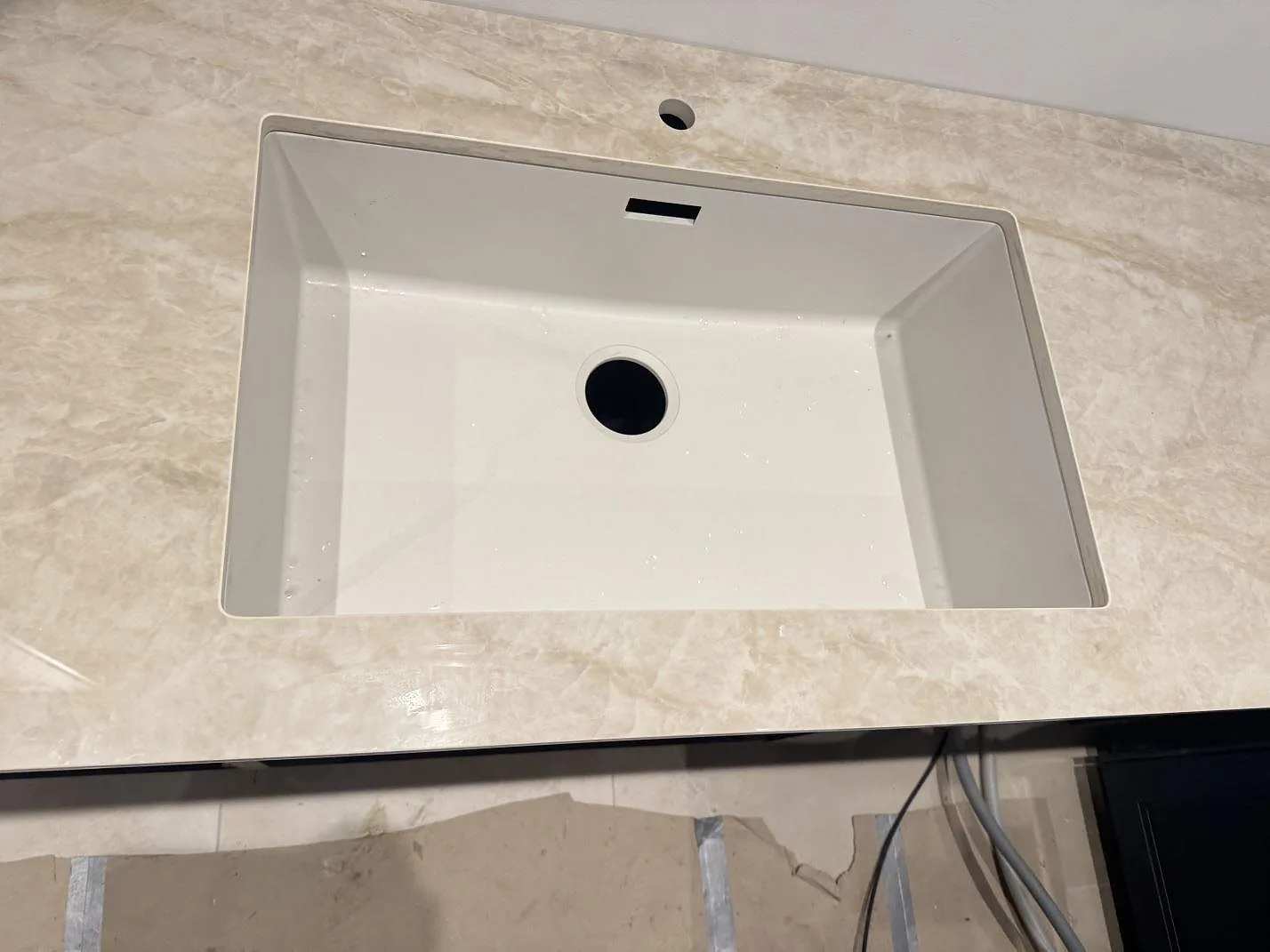 Køkkenbordplade i Dekton Arga, Marstal – billede 5