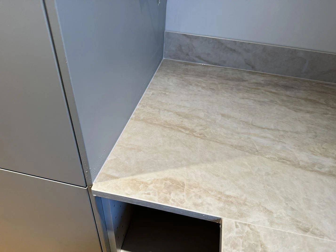 Køkkenbordplade i Dekton Arga, Mölndal – billede 8