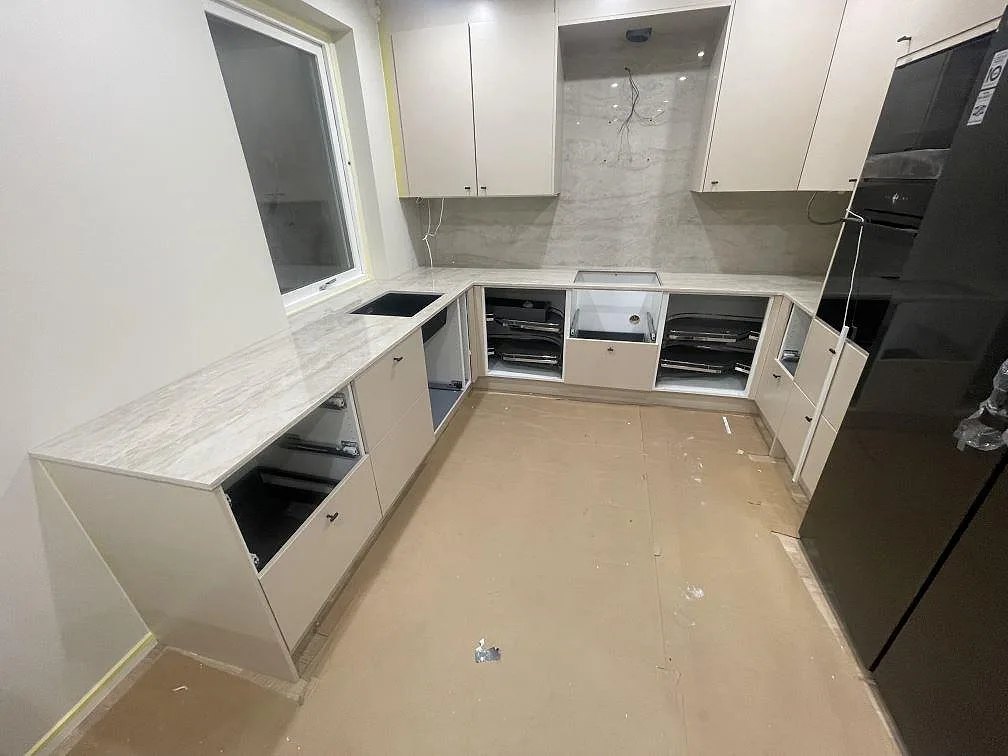 Køkkenbordplade i Dekton Arga, Norrköping – billede 2