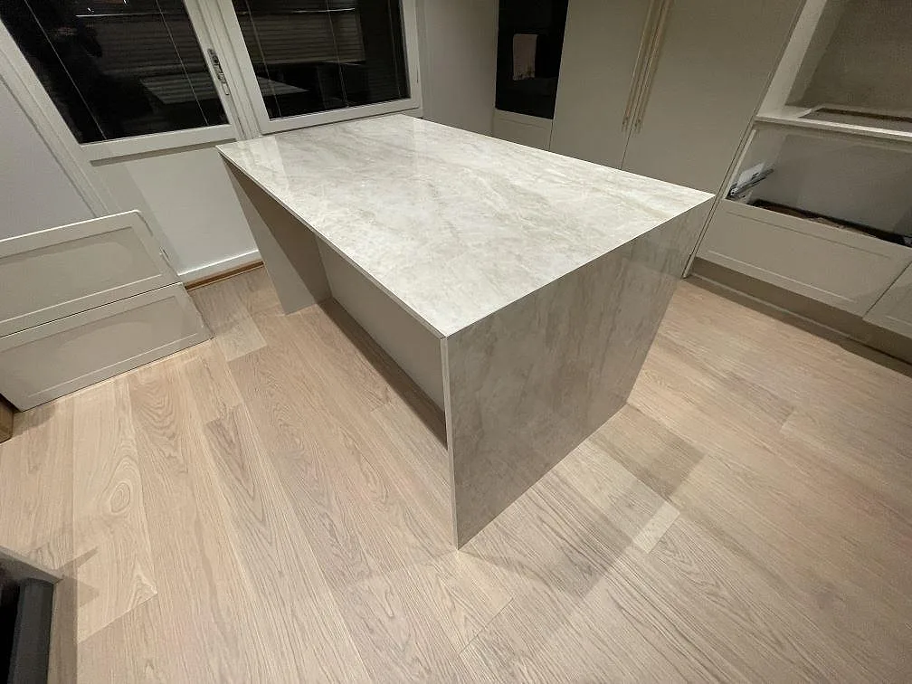 Køkkenbordplade i Dekton Arga, Norsborg – billede 5