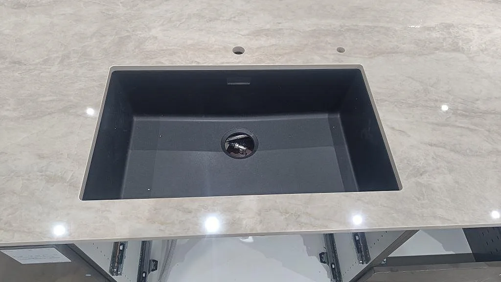 Køkkenbordplade i Dekton Arga, Sengeløse – billede 3