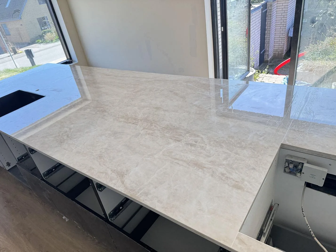Køkkenbordplade i Dekton Arga, Skødstrup – billede 5