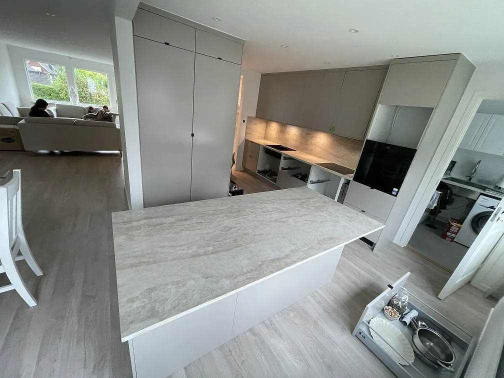 Køkkenbordplade i Dekton Arga, Skövde – billede 2