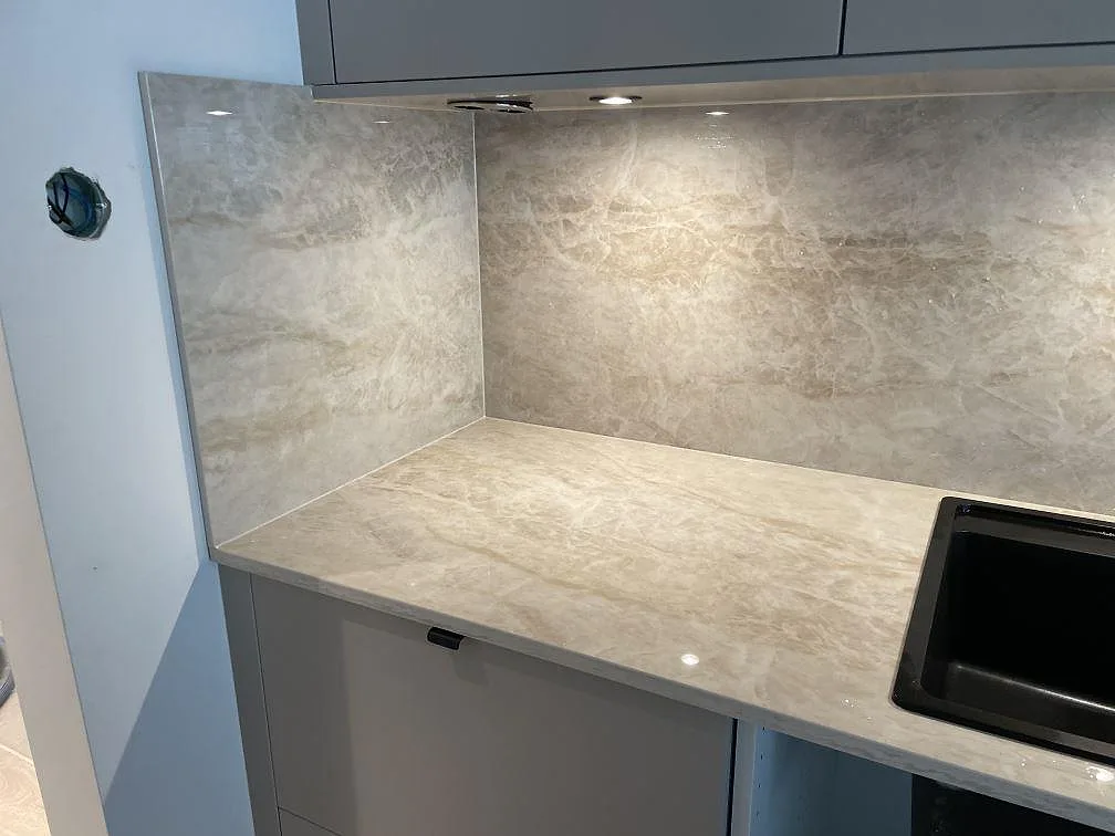 Køkkenbordplade i Dekton Arga, Skövde – billede 6