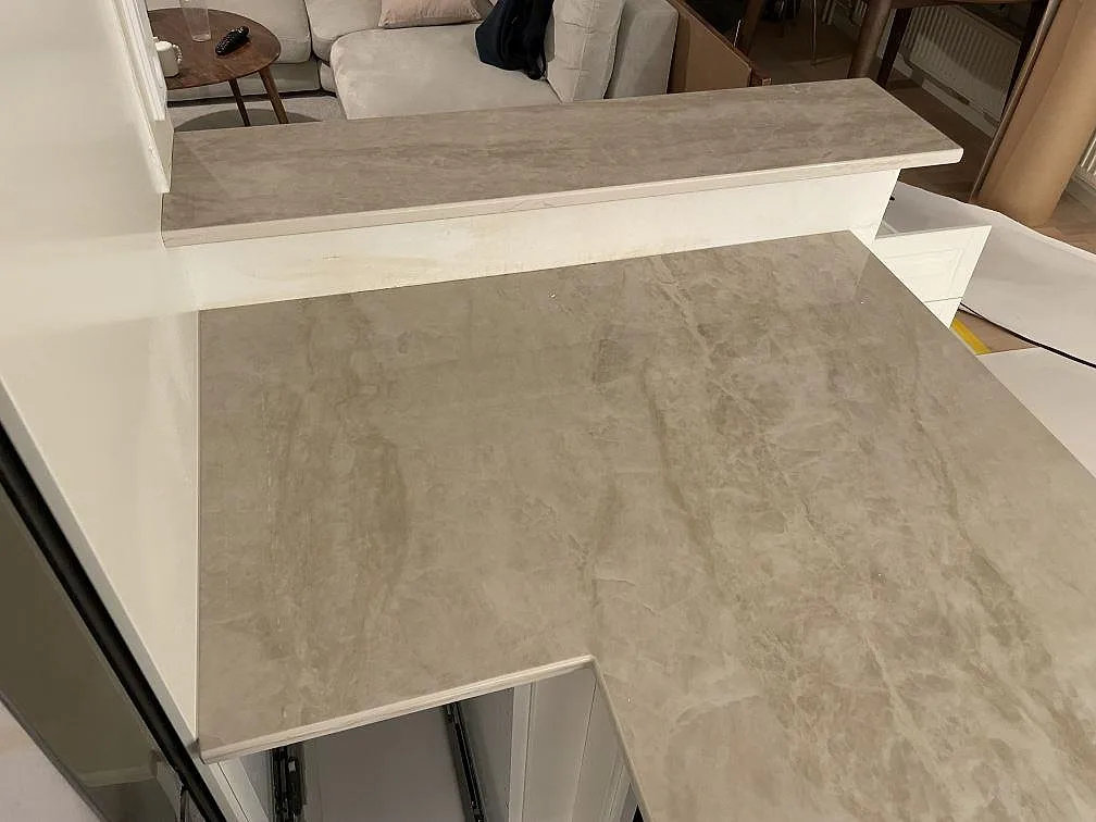 Køkkenbordplade i Dekton Arga, Solna – billede 4