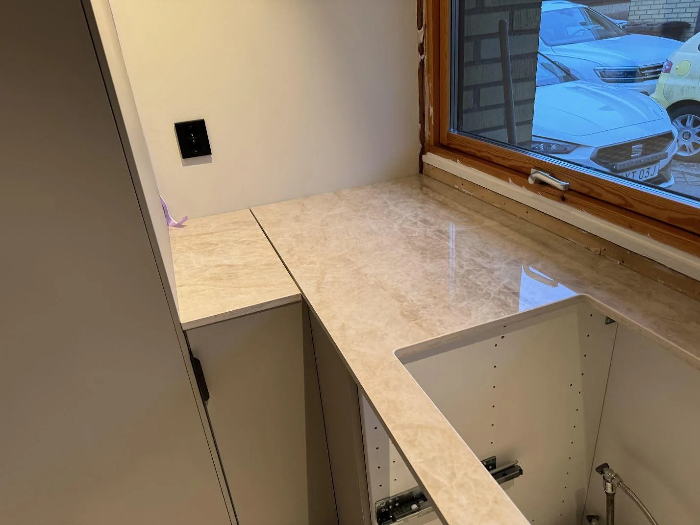 Køkkenbordplade i Dekton Arga, Staffanstorp – billede 6