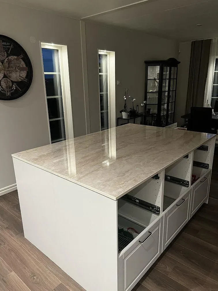 Køkkenbordplade i Dekton Arga, Stenkullen – billede 2