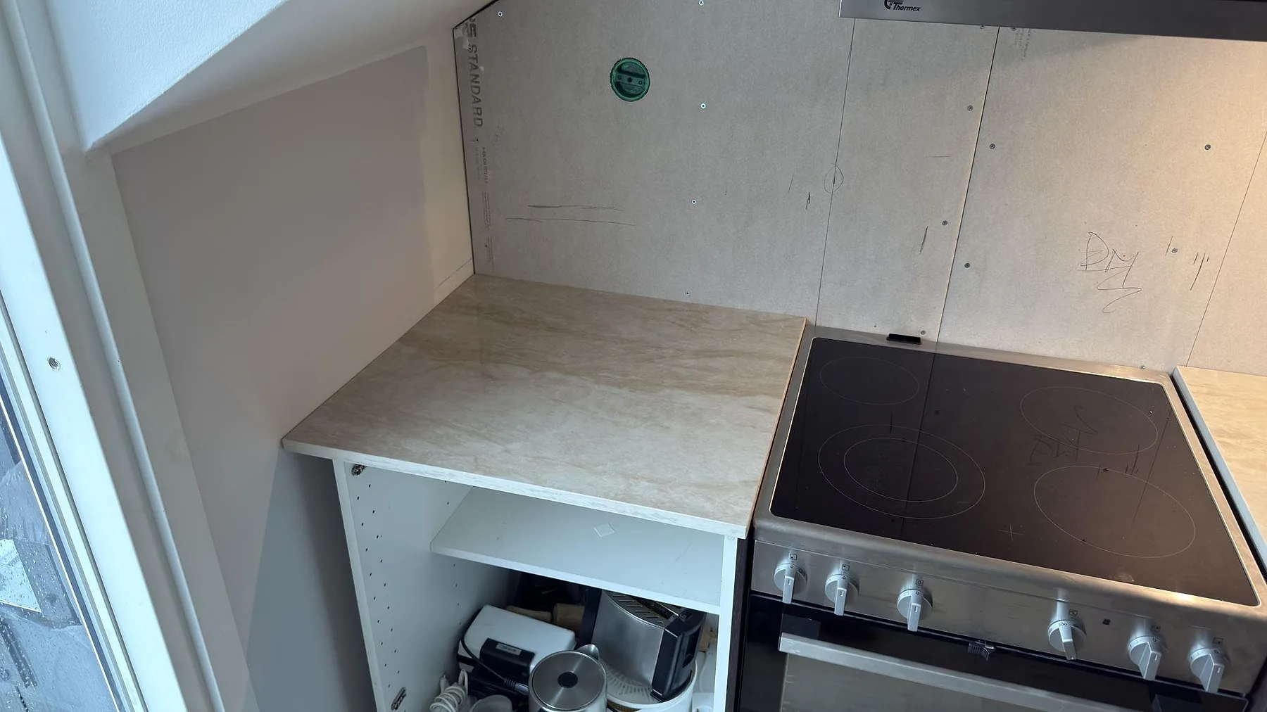 Køkkenbordplade i Dekton Arga, Stockholm – billede 3