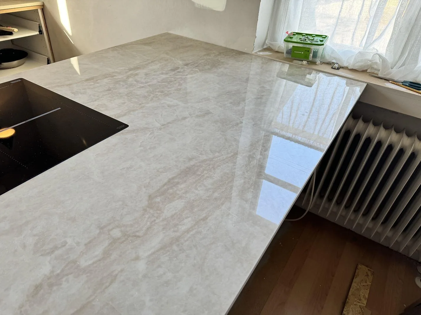 Køkkenbordplade i Dekton Arga, Svedala – billede 4