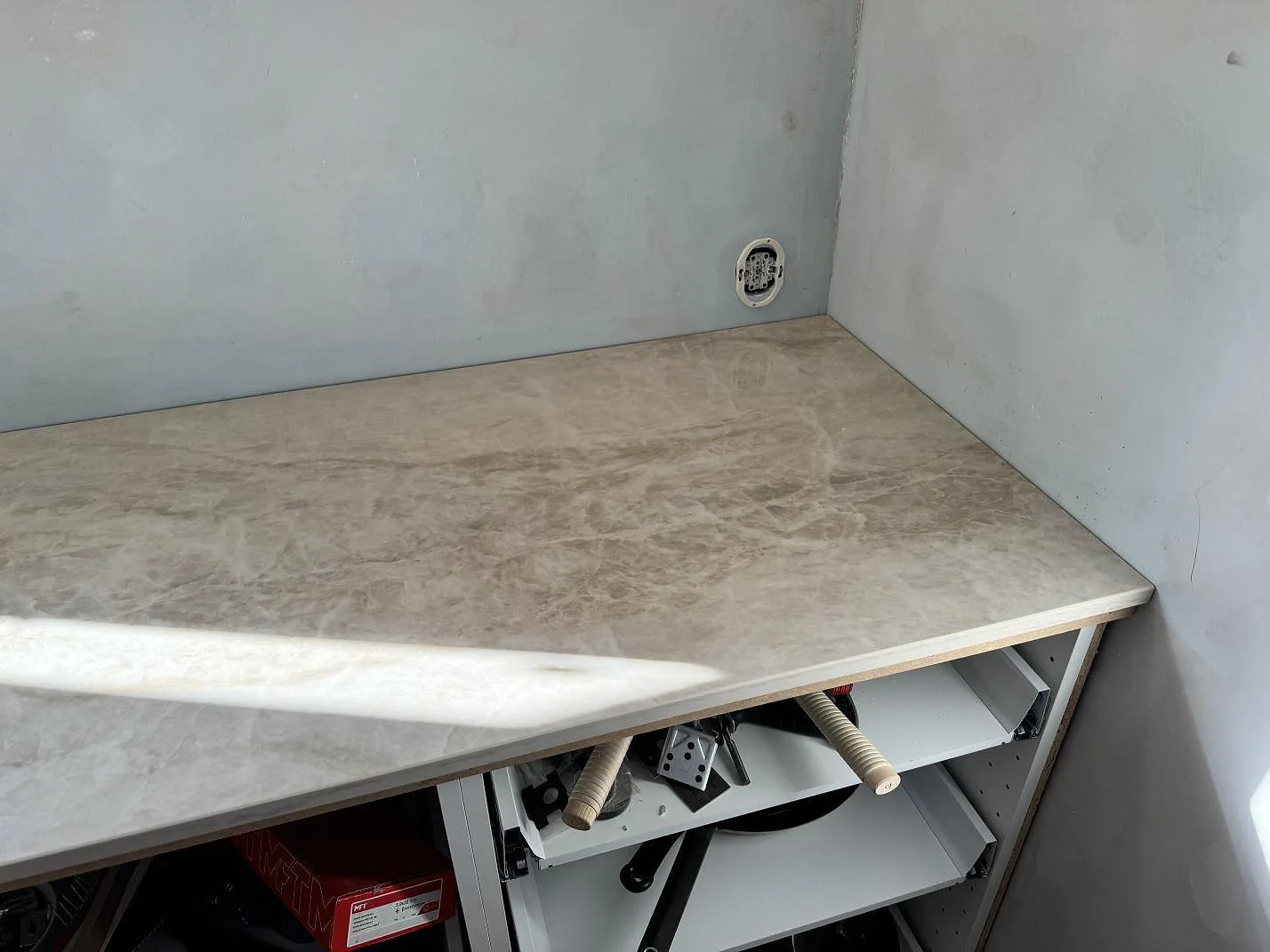 Køkkenbordplade i Dekton Arga, Svedala – billede 8