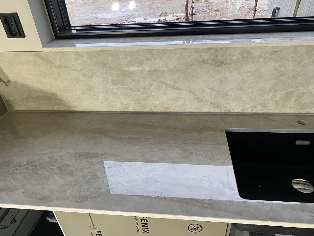 Køkkenbordplade i Dekton Arga, Tibro – billede 5
