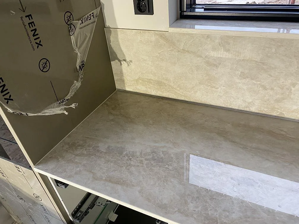 Køkkenbordplade i Dekton Arga, Tibro – billede 2