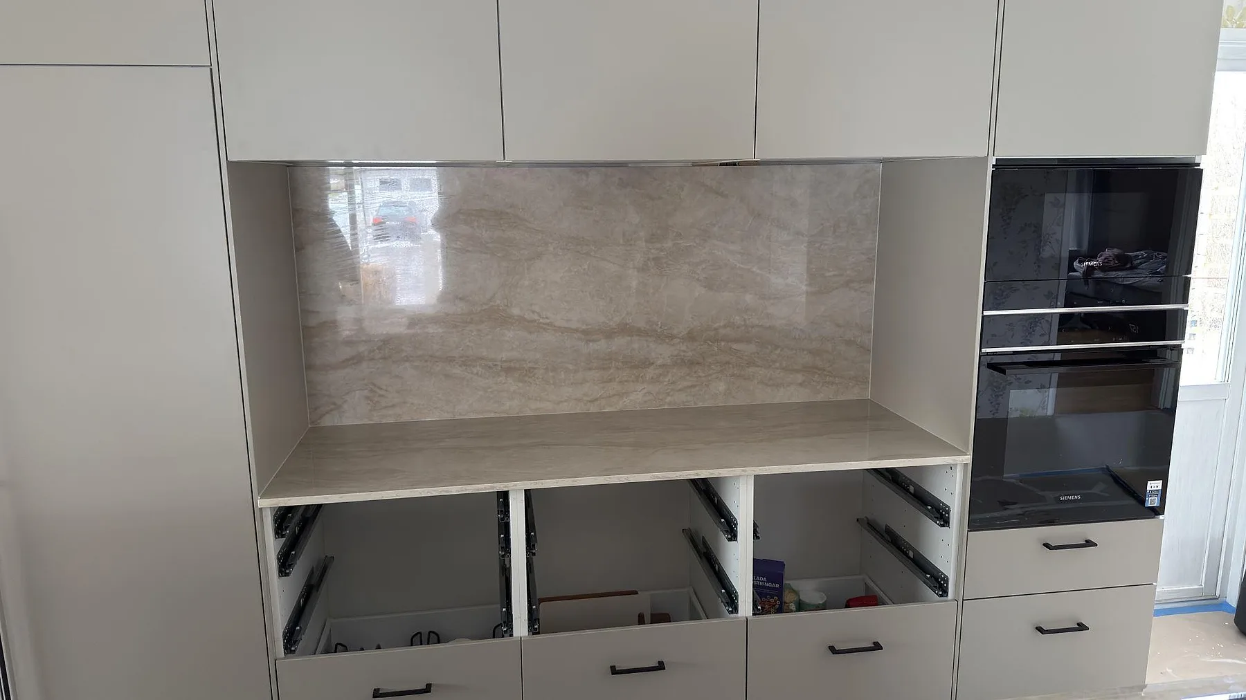 Køkkenbordplade i Dekton Arga, Torsby – billede 2