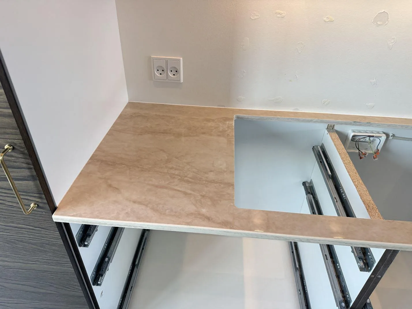 Køkkenbordplade i Dekton Arga, Trige – billede 7