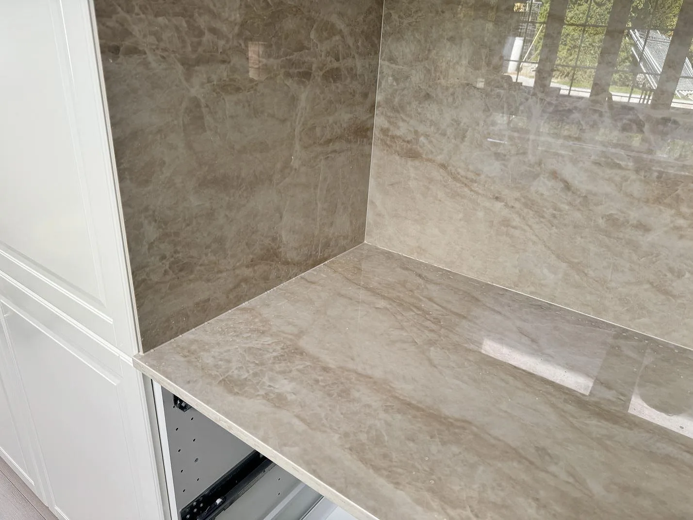 Køkkenbordplade i Dekton Arga, Tygelsjö – billede 7