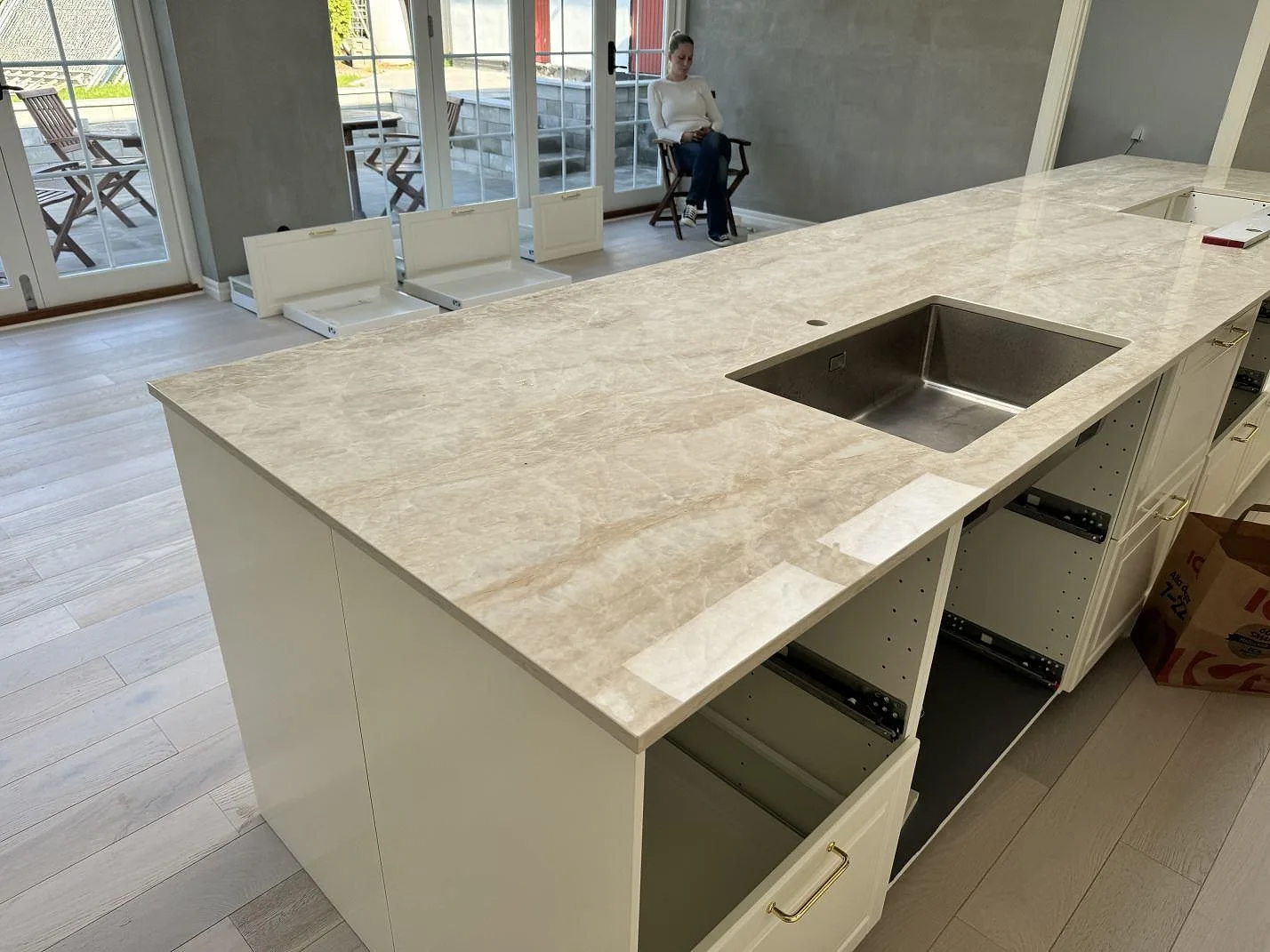 Gennemført projekt: Køkkenbordplade i Dekton Arga, Tygelsjö.