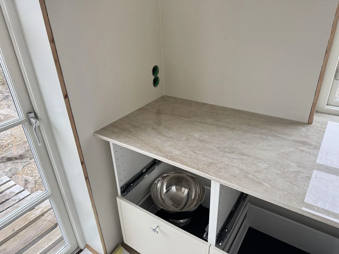 Køkkenbordplade i Dekton Arga, Uddevalla – billede 7