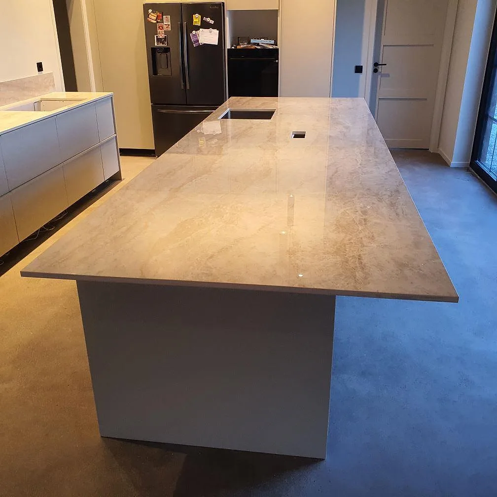 Køkkenbordplade i Dekton Arga, Uppsala – billede 4