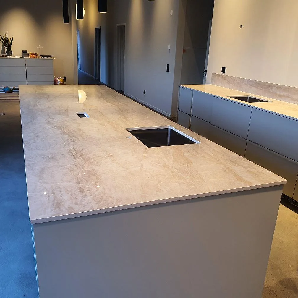 Køkkenbordplade i Dekton Arga, Uppsala – billede 2