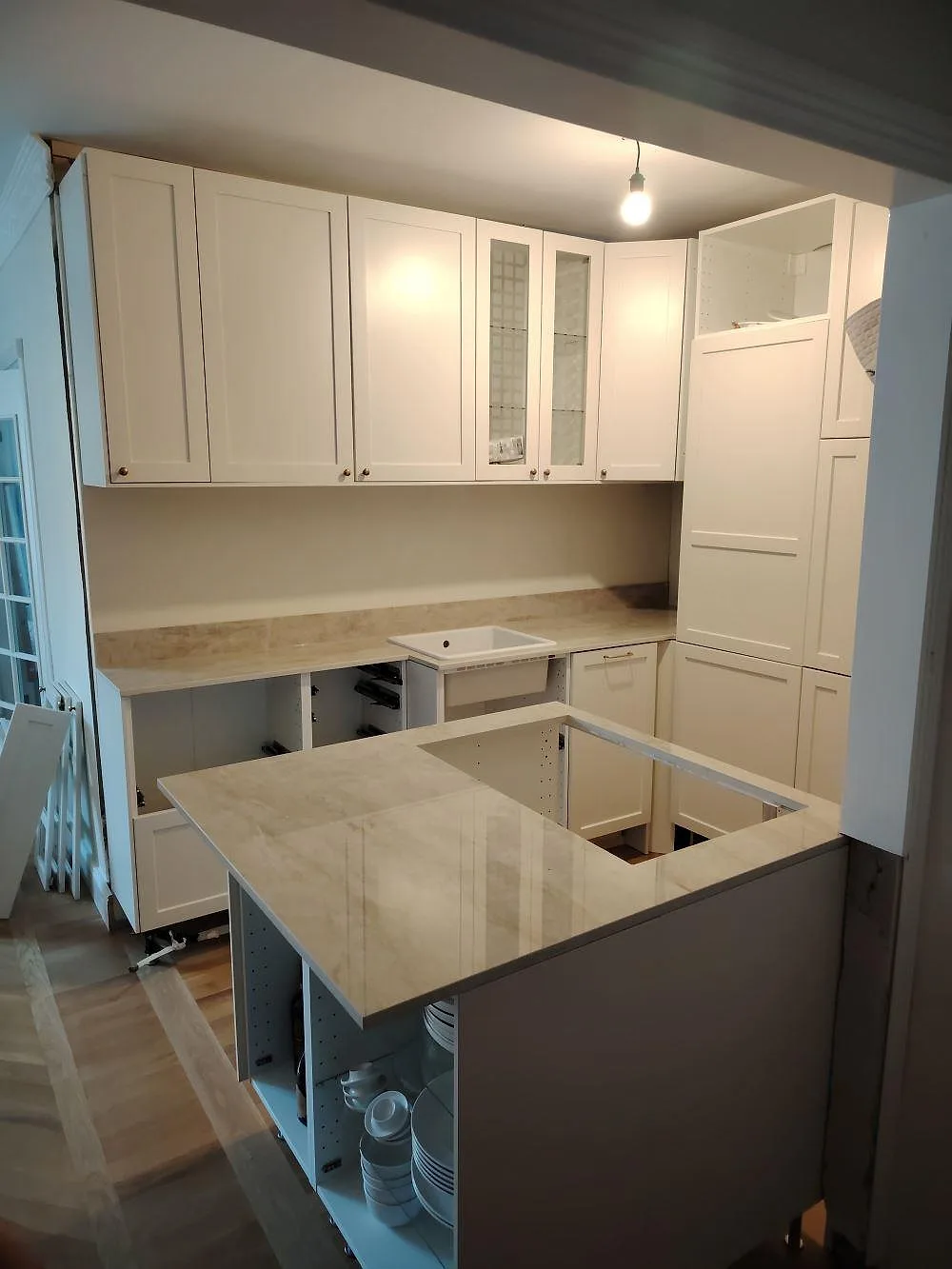 Gennemført projekt: Køkkenbordplade i Dekton Arga, Uppsala.