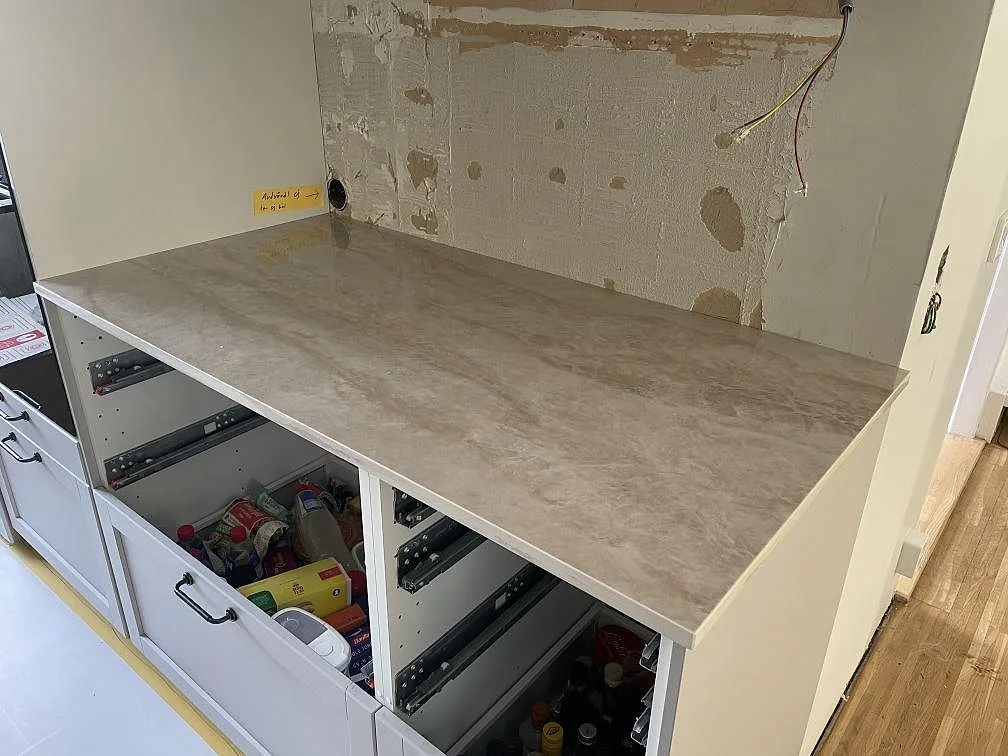 Køkkenbordplade i Dekton Arga, Västra Frölunda – billede 4
