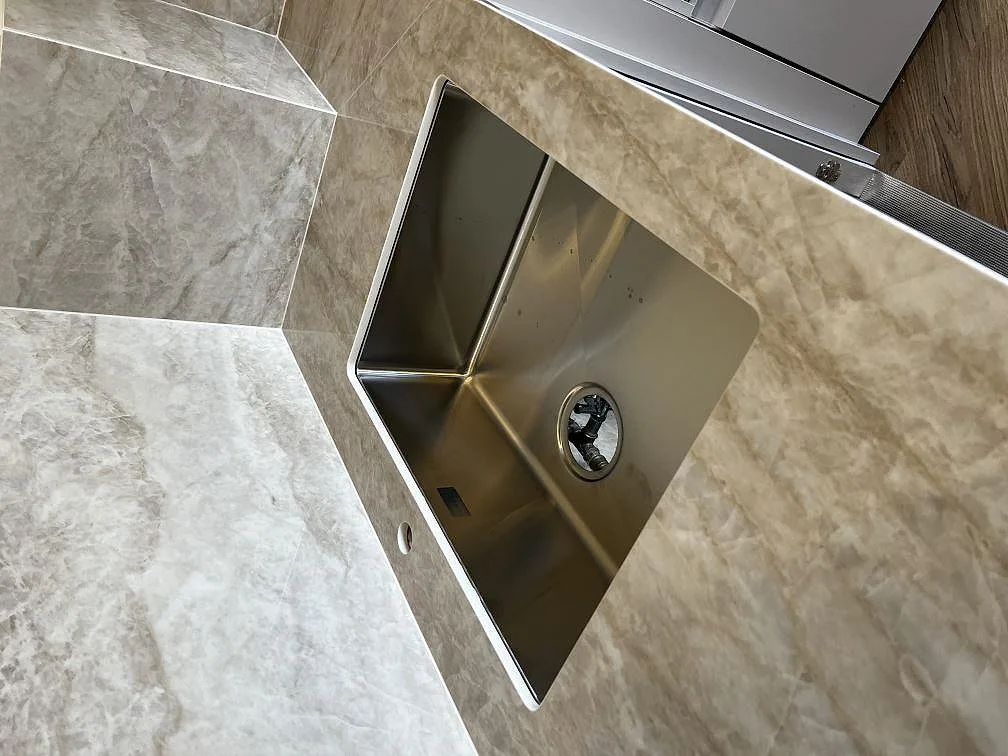Køkkenbordplade i Dekton Arga, Valby – billede 3