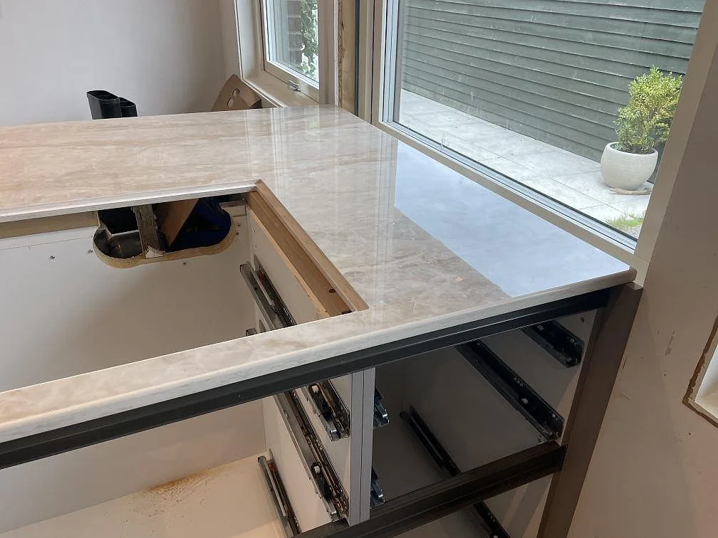 Køkkenbordplade i Dekton Arga, Veberöd – billede 4