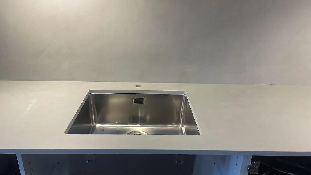 Køkkenbordplade i Dekton Argentium, Lund – billede 3