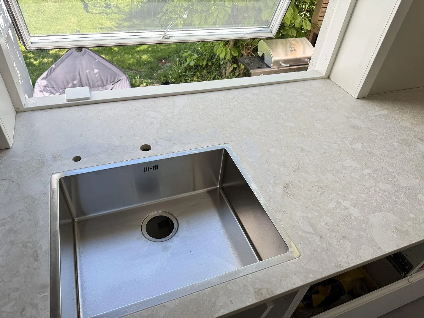 Køkkenbordplade i Dekton Ava, Hvidovre – billede 3