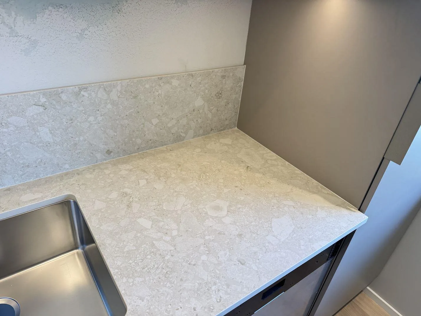 Køkkenbordplade i Dekton Ava, Mölndal – billede 5