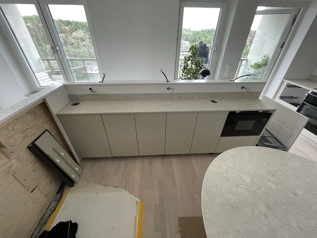 Køkkenbordplade i Dekton Ava, Nacka – billede 3
