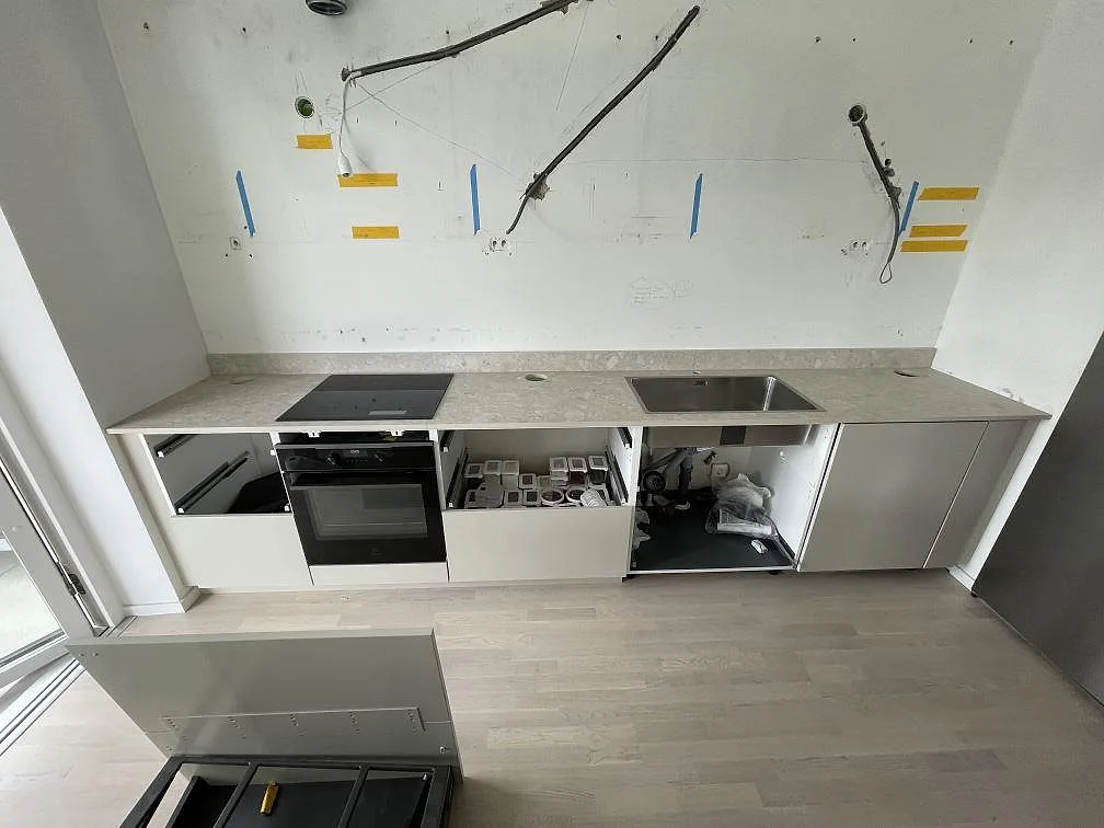 Køkkenbordplade i Dekton Ava, Nacka – billede 2