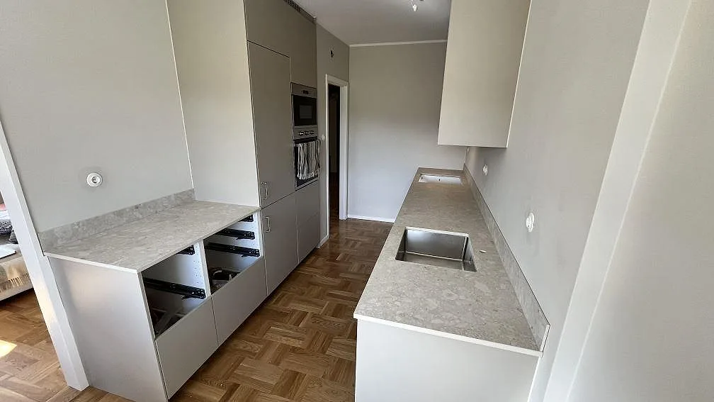 Køkkenbordplade i Dekton Ava, Solna – billede 2