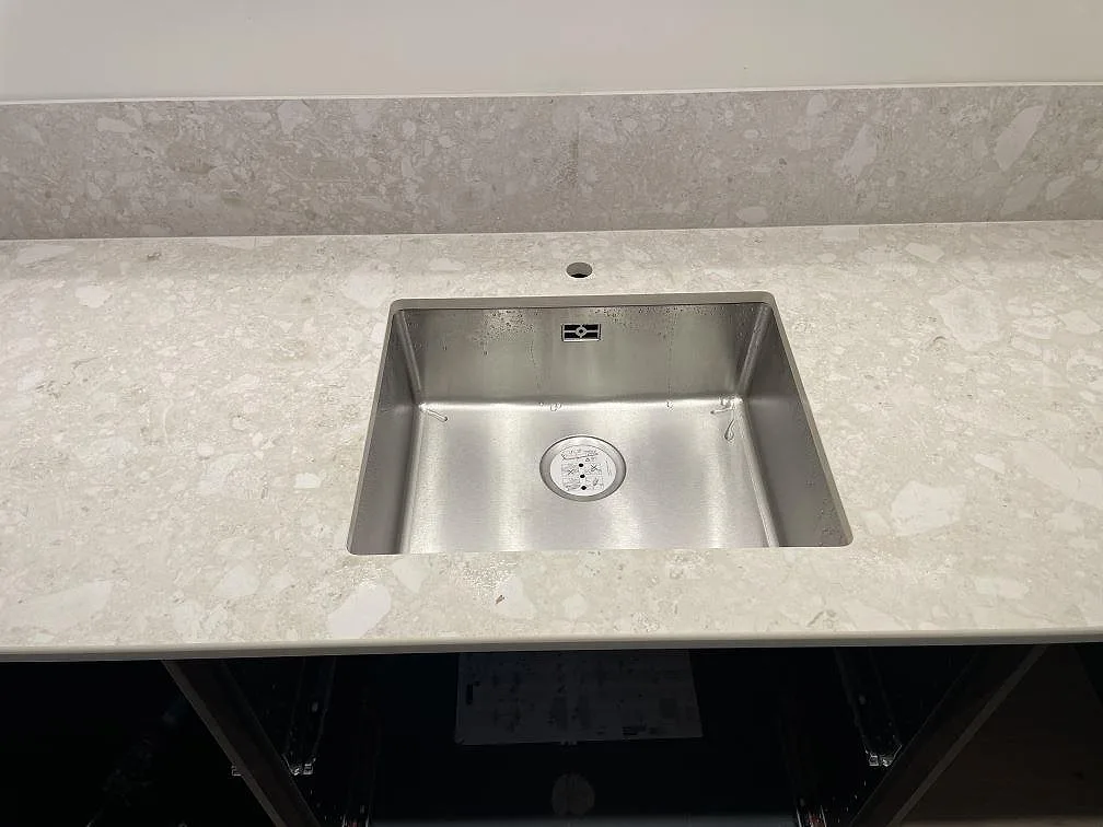 Køkkenbordplade i Dekton Ava, Strövelstorp – billede 4