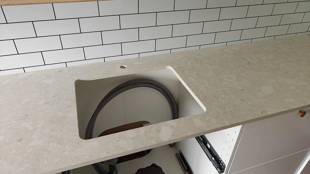 Køkkenbordplade i Dekton Ava, Tåstrup – billede 4