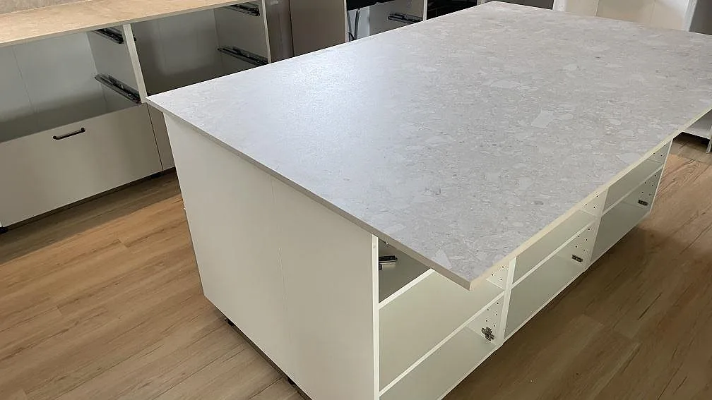 Køkkenbordplade i Dekton Ava, Tollarp – billede 2