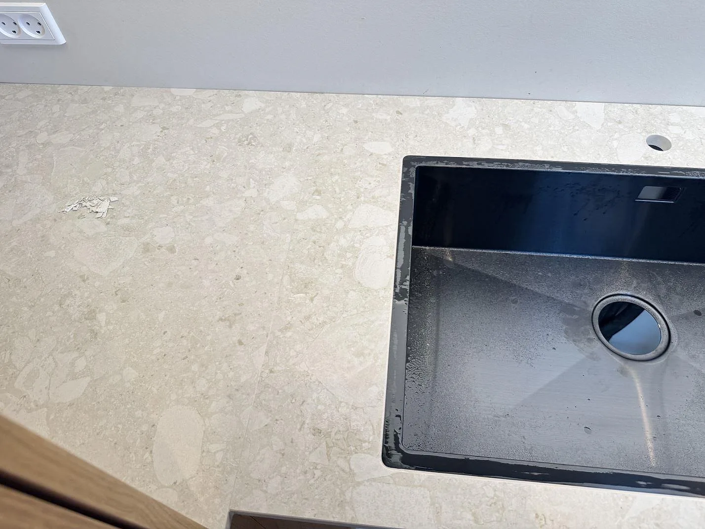 Køkkenbordplade i Dekton Ava, Værløse – billede 3