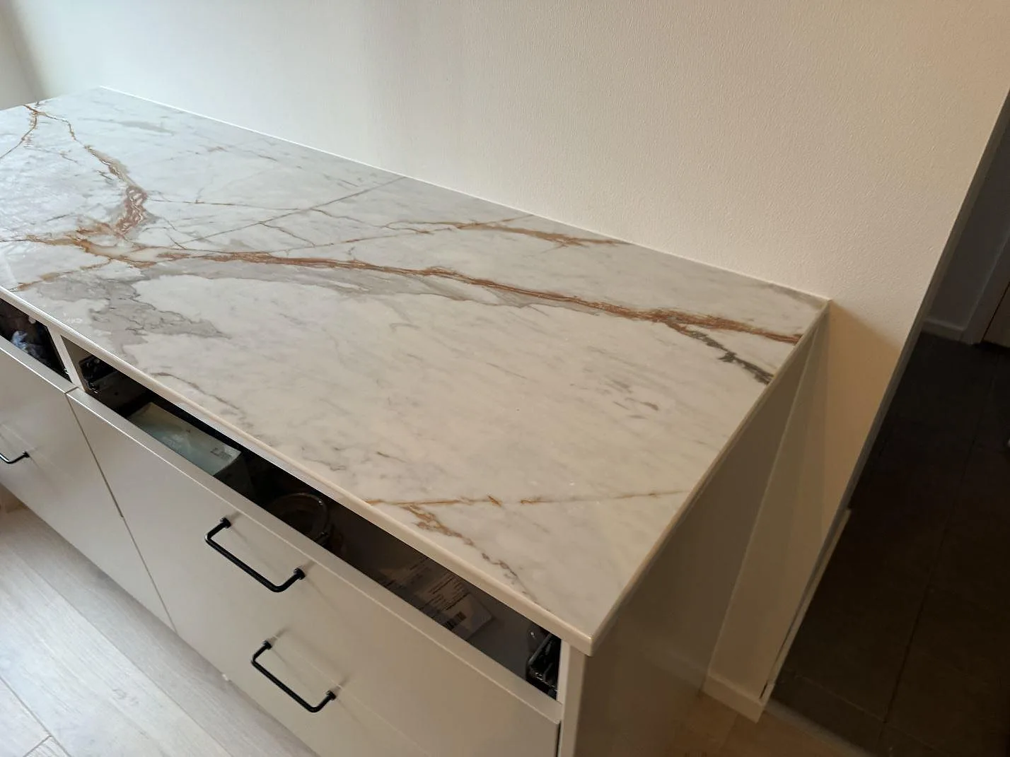 Køkkenbordplade i Dekton Awake, Limhamn – billede 6
