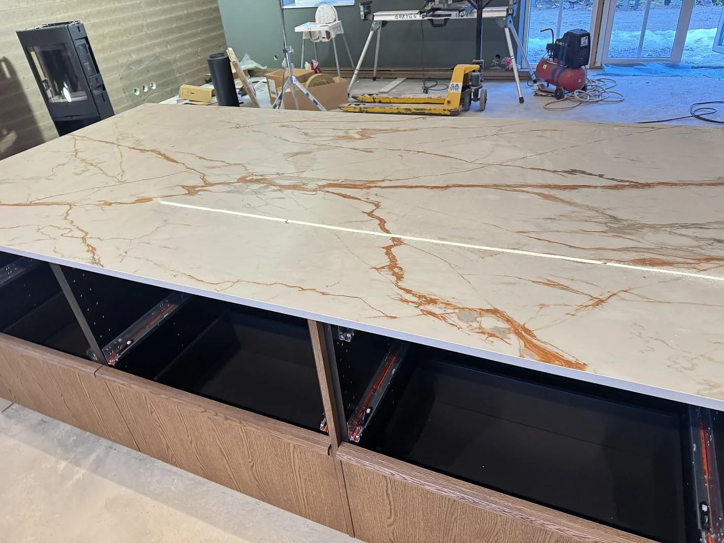 Køkkenbordplade i Dekton Awake, Osby – billede 4