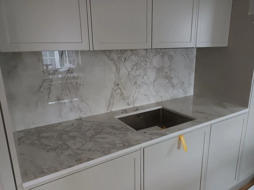 Gennemført projekt: Køkkenbordplade i Dekton Bergen, Trångsund.