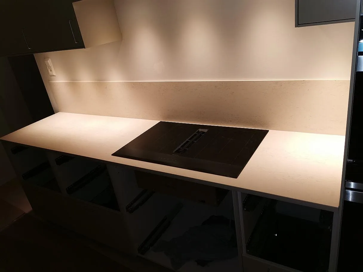 Køkkenbordplade i Dekton Danae, Åseda – billede 2