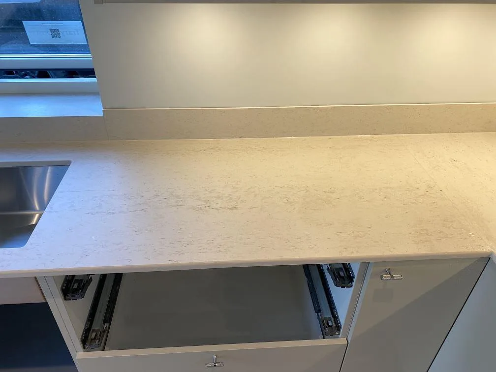 Køkkenbordplade i Dekton Danae, Lerum – billede 8