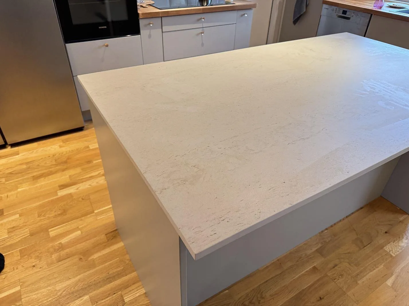 Køkkenbordplade i Dekton Danae, Limhamn – billede 3