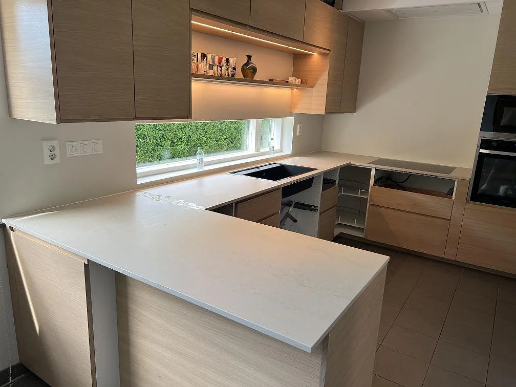 Gennemført projekt: Køkkenbordplade i Dekton Danae, Trelleborg.