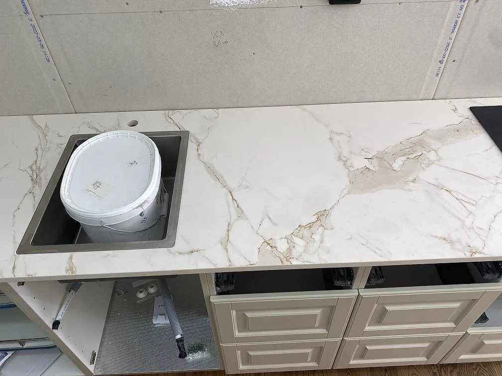 Køkkenbordplade i Dekton Entzo, Bredared – billede 5