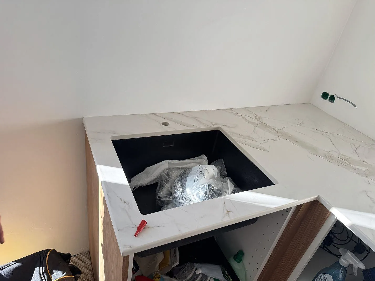 Køkkenbordplade i Dekton Entzo, Frederikssund – billede 4