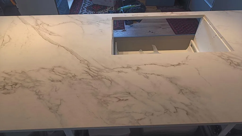 Køkkenbordplade i Dekton Entzo, Häljarp – billede 4