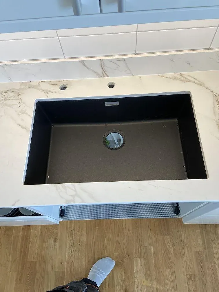 Køkkenbordplade i Dekton Entzo-keramik, Helsingborg – billede 4