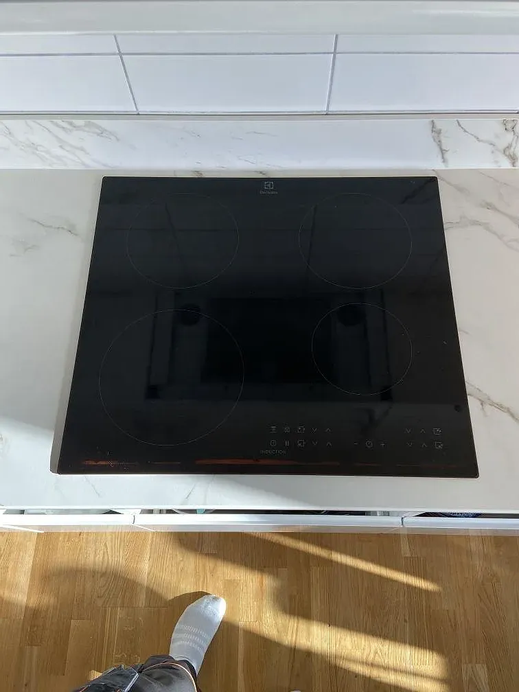 Køkkenbordplade i Dekton Entzo-keramik, Helsingborg – billede 6